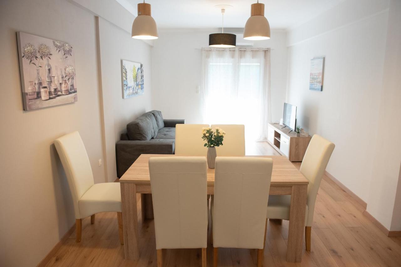 Newly Renovated Flat 500M From Subway Station Atenas Exterior foto