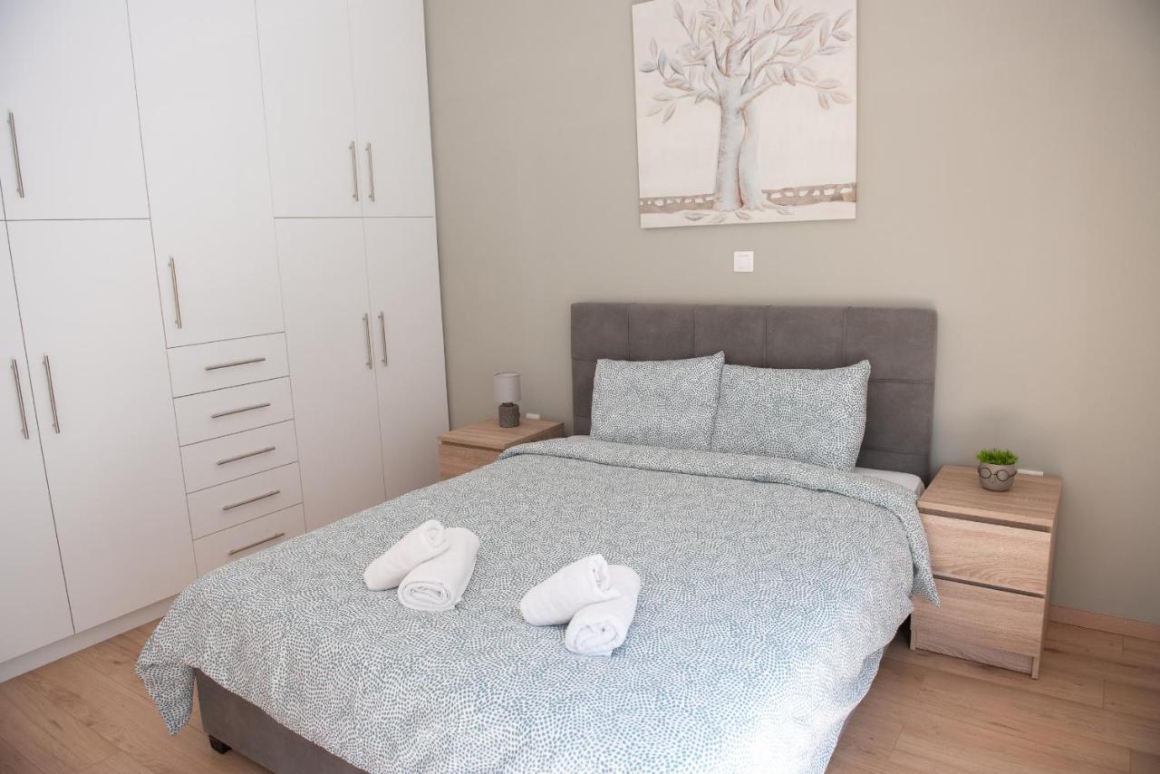 Newly Renovated Flat 500M From Subway Station Atenas Exterior foto